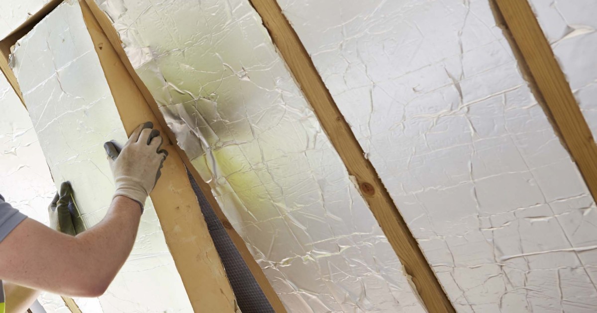 Op zoek naar efficiënte isolatieoplossingen voor uw schuine dak? Neem contact op met Extremera Dakwerken.